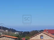 Casa con terraza, patio y bodega en el val, narón