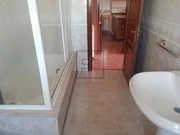 Casa con terraza, patio y bodega en el val, narón