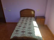 Casa con terraza, patio y bodega en el val, narón