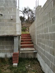 Casa de piedra para restaurar y con finca en san sadurnino, san sadurniño