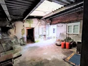 Se vende casa con finca urbanizable en esmelle, ferrol