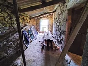 Se vende casa con finca urbanizable en esmelle, ferrol