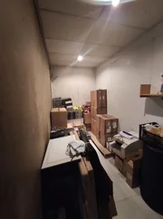 Local comercia len el centro comercial en alto del castaño, narón