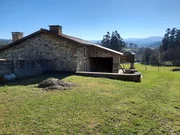 Casa de piedra para acondicionamiento interior en pedroso, narón