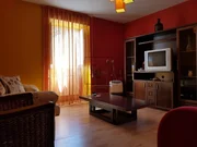 Casa con finca y hórreo en soesto, laxe