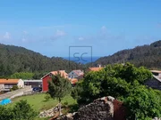 Casa con finca y hórreo en soesto, laxe