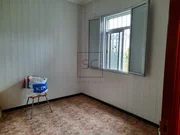 Casa con viviendas independientes, jardín y garaje en joane, ferrol