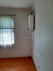 Casa con viviendas independientes, jardín y garaje en joane, ferrol