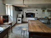 Horno panificador en funcionamiento con dos viviendas independientes en valdoviño, valdoviño