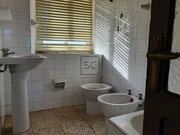 Casa con finca y bodega en sedes, narón