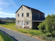 Casa con finca y bodega en sedes, narón