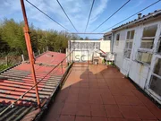 Casa adosada para reforma en zona urbana en santa marina, ferrol