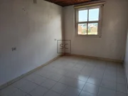 Casa adosada para reforma en zona urbana en santa marina, ferrol