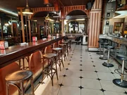 Cafeteria en funcionamiento en narón