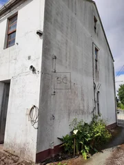 Casa adosada con finca edificable para reforma integral en la zona de santa cecilia, narón