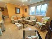 Adosado en cedeira con patio y bodegas