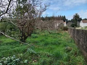 Casa con bodegas y nave en sequeiro-valdoviño