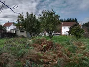 Casa con bodegas y nave en sequeiro-valdoviño