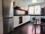 Piso con garaje y piscina comunitaria en ares