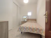 Bajo vivienda con jardín en fene