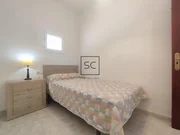 Bajo vivienda con jardín en fene