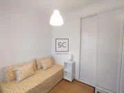 Bajo vivienda con jardín en fene