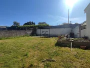 Bajo vivienda con jardín en fene