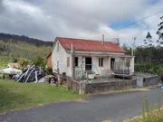 Casa en cedeira, campo del hospital