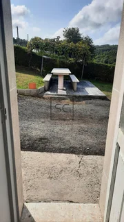 Casa unifamiliar con extensa parcela en san sadurniño