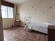 Edificio con local comercial en as pontes