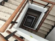 Edificio con local comercial en as pontes