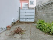 Luminoso edificio con finca en santa cecilia, narón