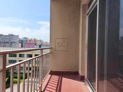 Piso con terraza y balcón en caranza-ferrol