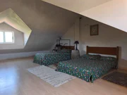 Chalet con piscina en ares