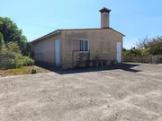 Chalet con piscina en ares