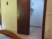 Casa de piedra con hórreo y finca en san sandurniño