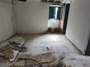 Casa de piedra con hórreo y finca en san sandurniño