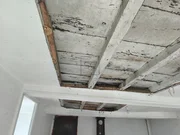 Casa de piedra con hórreo y finca en san sandurniño