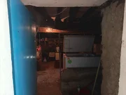 Casa de piedra con hórreo y finca en san sandurniño