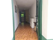 Casa de piedra con hórreo y finca en san sandurniño