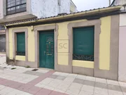 Casa adosada con bodega y finca en piñeiros, narón