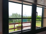 Chalet con piscina en el raso, ares