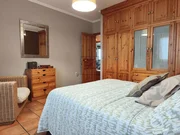 Chalet con piscina en el raso, ares