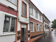 Bajo vivienda con terraza cubierta en catabois-ferrol