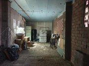 Local comercial con patio en catabois-ferrol