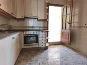 Vivienda de 4 plantas con finca en mugardos