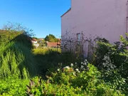 Vivienda de 4 plantas con finca en mugardos