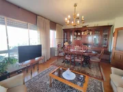 Voluminoso chalet en ares