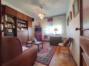 Voluminoso chalet en ares