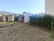 Casa con finca para rehabilitar en solar urbano